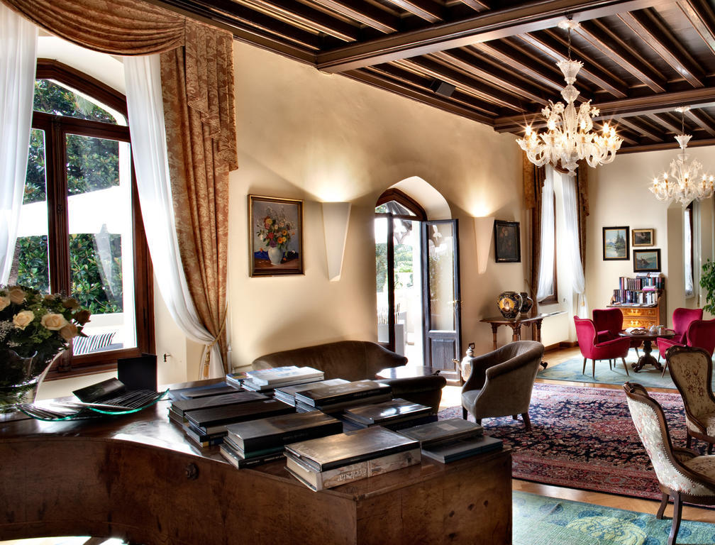 Hotel Villa Giulia Гарньяно Екстер'єр фото